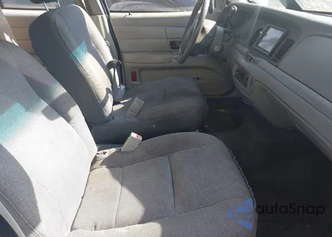 2003 Ford Crown Victoria Police z USA, uszkodzony, nr VIN 2FAFP71W73X114932